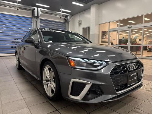 2022 Audi A4 45 S line Premium Plus