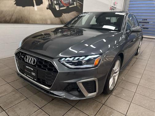 2022 Audi A4 45 S line Premium Plus