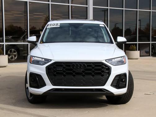 2023 Audi Q5 45 S line Premium Plus