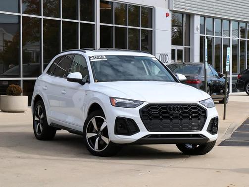 2023 Audi Q5 45 S line Premium Plus