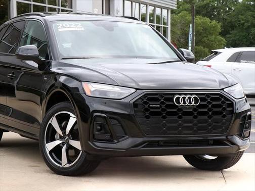 2022 Audi Q5 45 S line Premium Plus