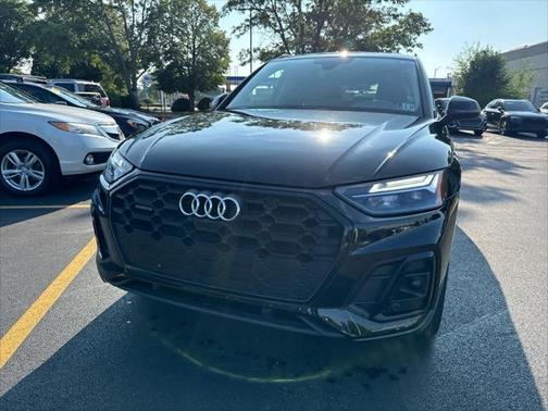 2022 Audi Q5 45 S line Premium Plus
