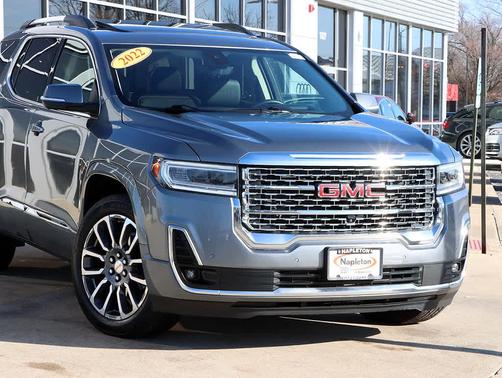 2022 GMC Acadia Denali