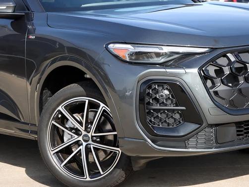 2026 Audi Q5 Premium Plus TFSI quattro S tronic