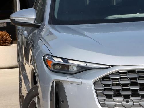 FLORETT SILVER 2026 Audi Q5 Premium TFSI quattro S tronic