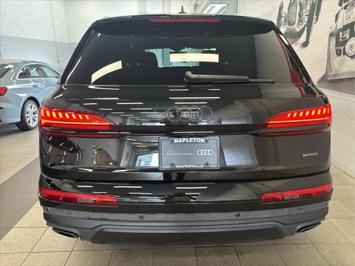 2025 Audi Q7 55 Premium Plus