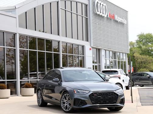 Daytona Gray Pearl Effect 2023 Audi S4 Prestige TFSI quattro Tiptronic