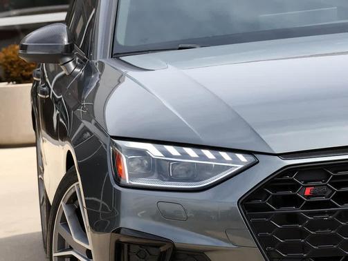 Daytona Gray Pearl Effect 2023 Audi S4 Prestige TFSI quattro Tiptronic