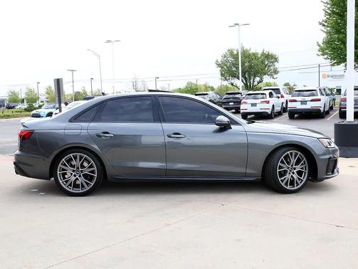 Daytona Gray Pearl Effect 2023 Audi S4 Prestige TFSI quattro Tiptronic