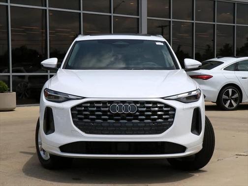 2025 Audi Q5 Premium