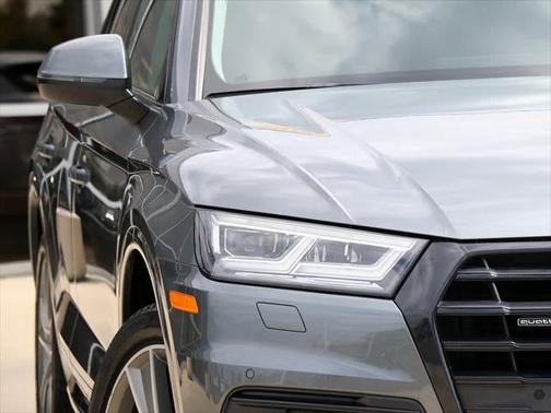 2019 Audi Q5 2.0T Premium Plus