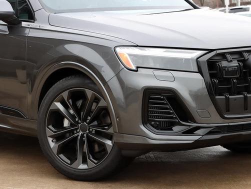 2026 Audi Q7 55 Premium Plus