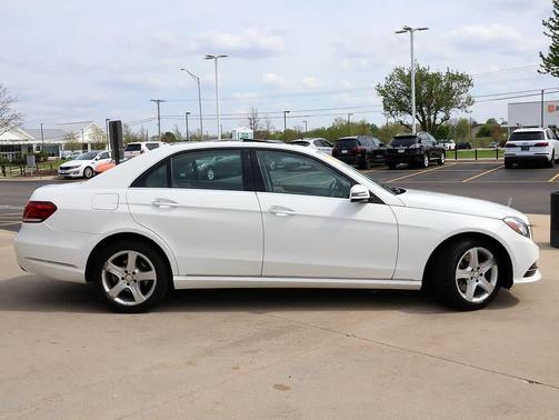 Polar White 2016 Mercedes-Benz E-Class 4MATIC