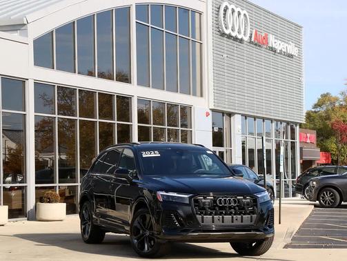 2025 Audi Q7 55 Premium Plus