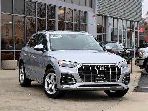 2023 Audi Q5 40 Premium