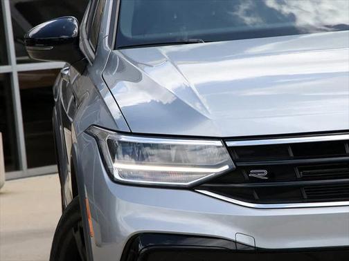 2023 Volkswagen Tiguan 2.0T SE R-Line Black 4MOTION