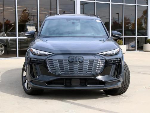 2025 Audi SQ6 e-tron Premium Plus quattro