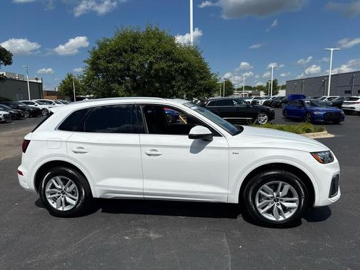 2023 Audi Q5 45 S line Premium
