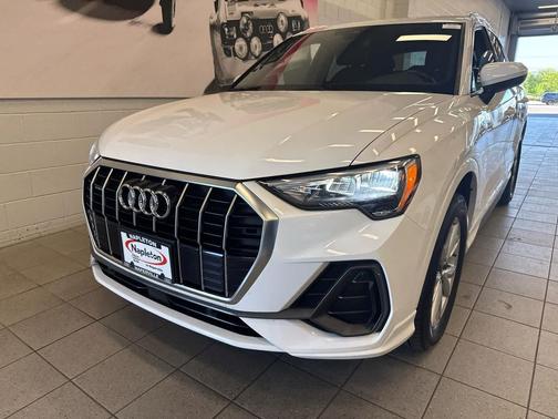 Ibis White 2021 Audi Q3 45 S line Premium