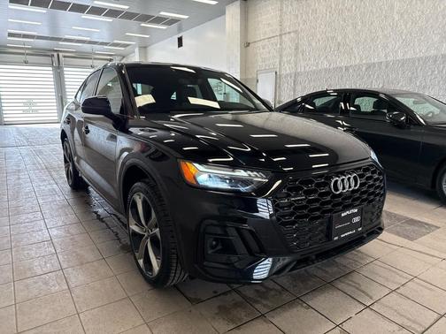 2023 Audi Q5 45 S line Prestige
