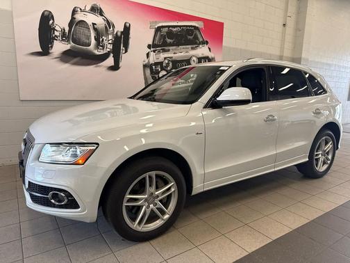 Glacier White Metallic 2017 Audi Q5 3.0T Premium Plus
