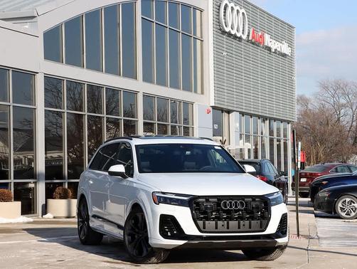 2026 Audi Q7 55 Premium Plus