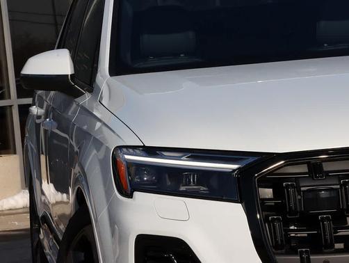 2026 Audi Q7 55 Premium Plus