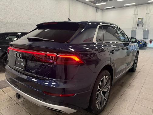 2024 Audi Q8 55 Prestige