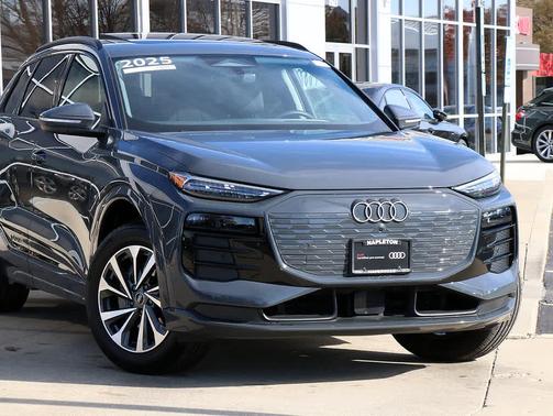 2025 Audi Q6 e-tron Premium Plus quattro