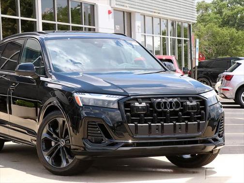 2025 Audi Q7 55 Prestige