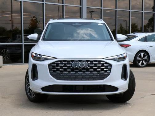 2025 Audi Q5 Premium Plus