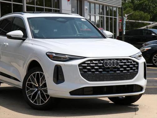 2025 Audi Q5 Premium Plus