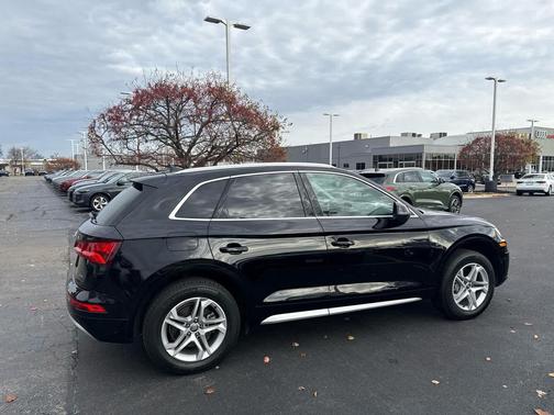 2019 Audi Q5 45 Premium