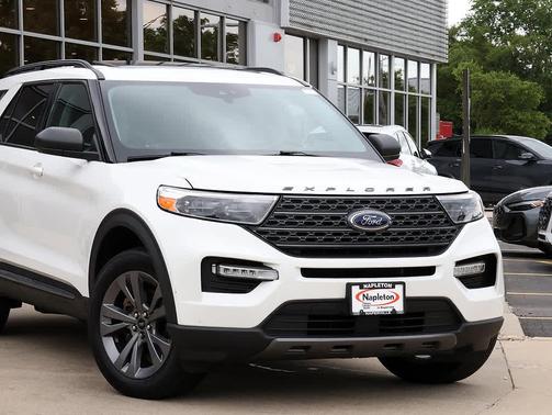 Star White Metallic Tri-Coat 2021 Ford Explorer XLT