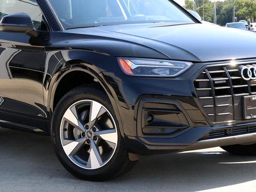 2025 Audi Q5 40 Premium Plus