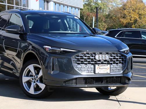 2025 Audi Q5 Premium Plus