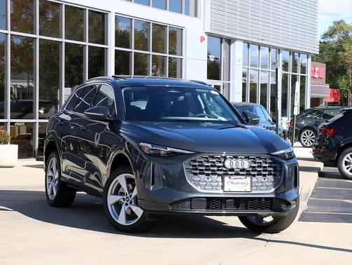 2025 Audi Q5 Premium Plus