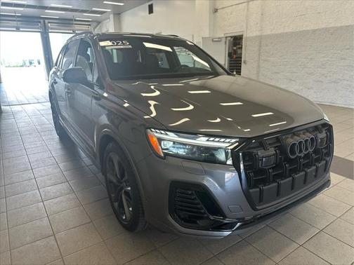 2025 Audi Q7 55 Prestige