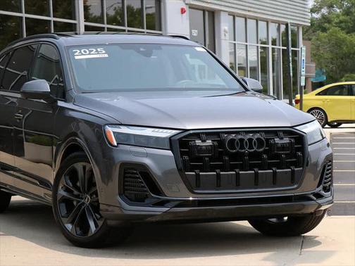 2025 Audi Q7 55 Prestige