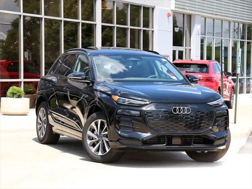 2025 Audi Q6 e-tron Premium quattro
