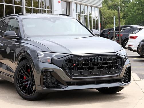 DAYTONA GRAY 2026 Audi SQ8 4.0T Prestige