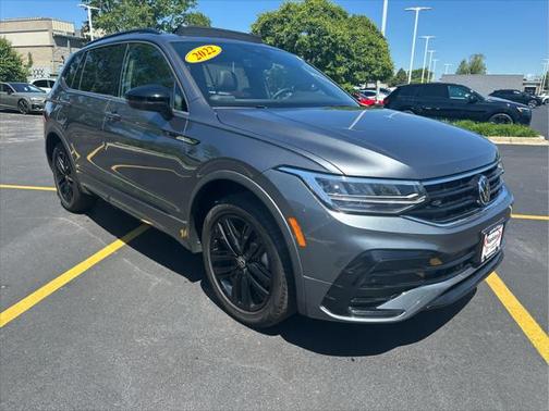 2022 Volkswagen Tiguan 2.0T SE R-Line Black 4MOTION