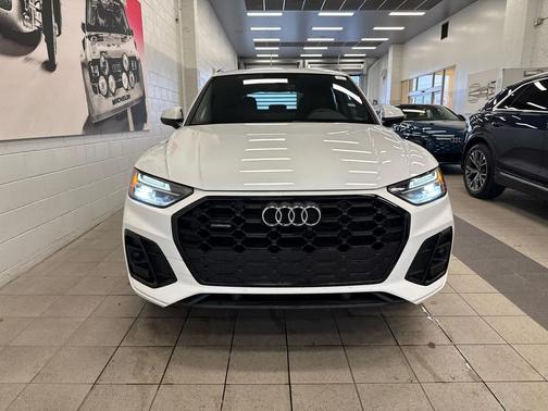 2025 Audi Q5 45 S line Premium