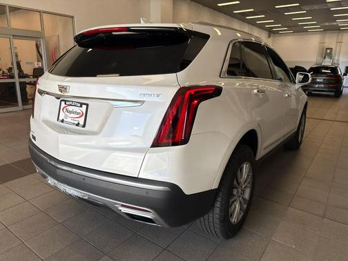 2020 Cadillac XT5 Premium Luxury