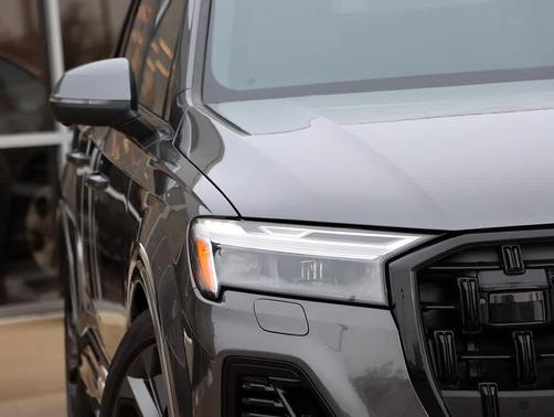 2026 Audi Q7 55 Premium Plus