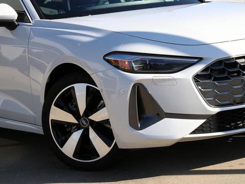 2025 Audi A5 Premium TFSI quattro S tronic