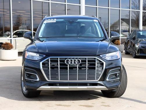 2023 Audi Q5 40 Premium Plus