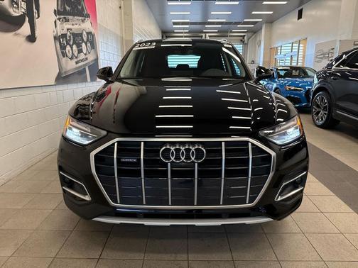 2023 Audi Q5 40 Premium Plus