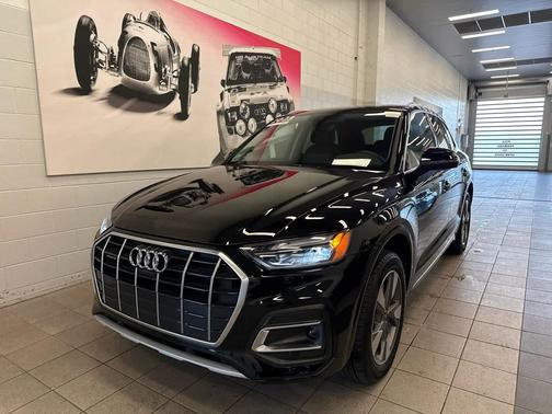 2023 Audi Q5 40 Premium Plus