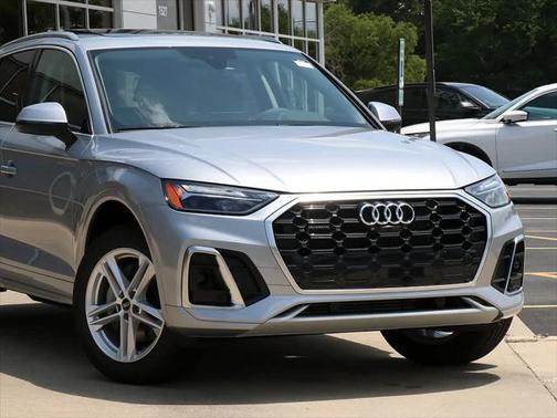 2025 Audi Q5 55 S line Premium Plus